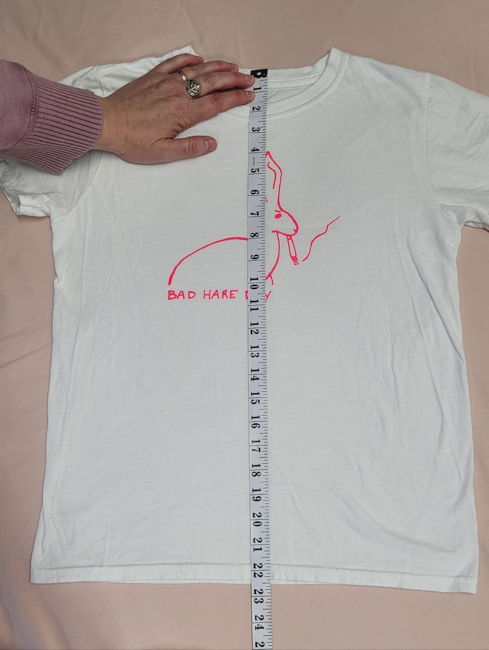 Silly Sassy Rabbit T-shirt - Picture 2 of 4